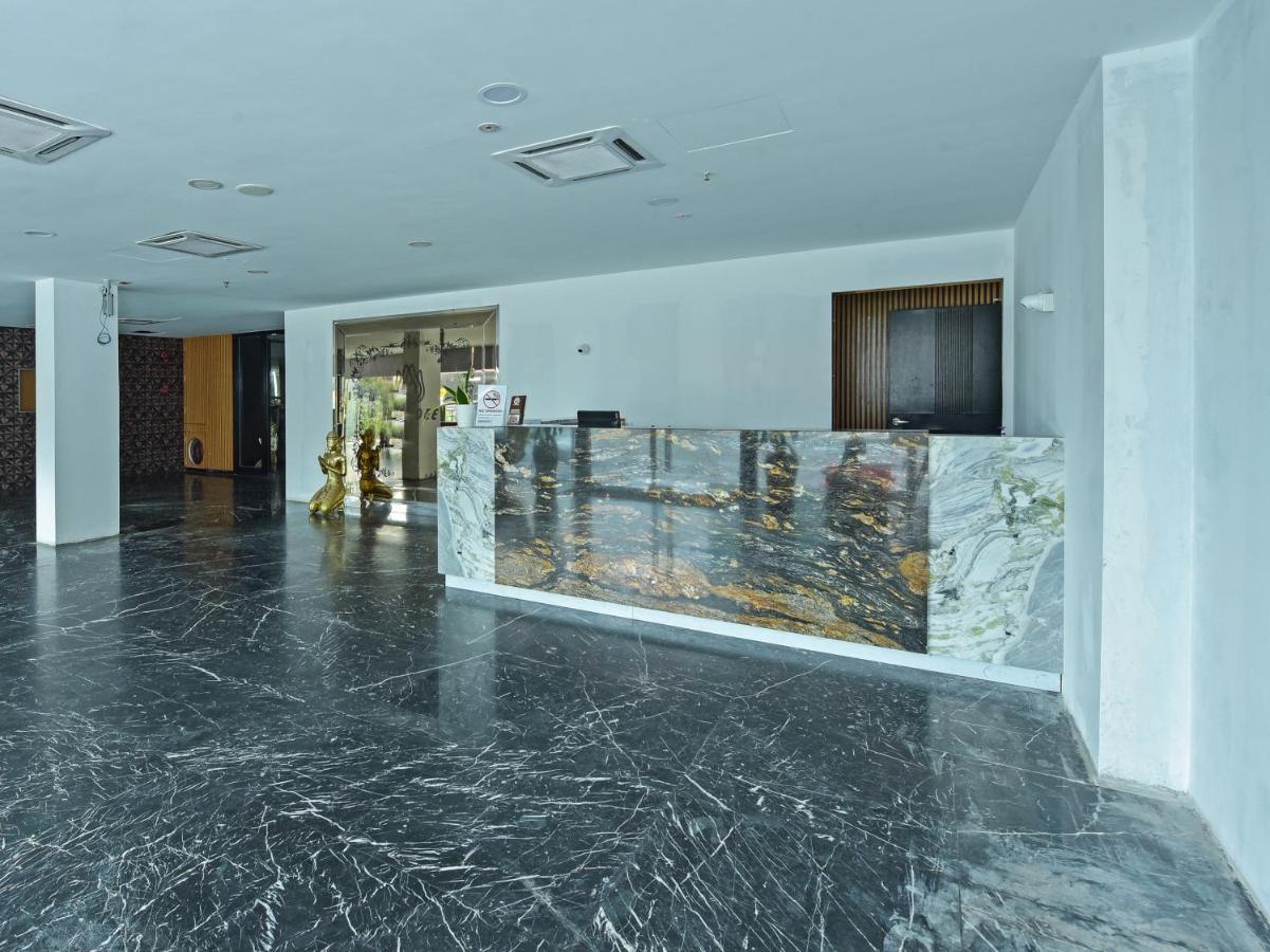 Capital O 90130 Sawadee Hotel Johor Bahru Esterno foto